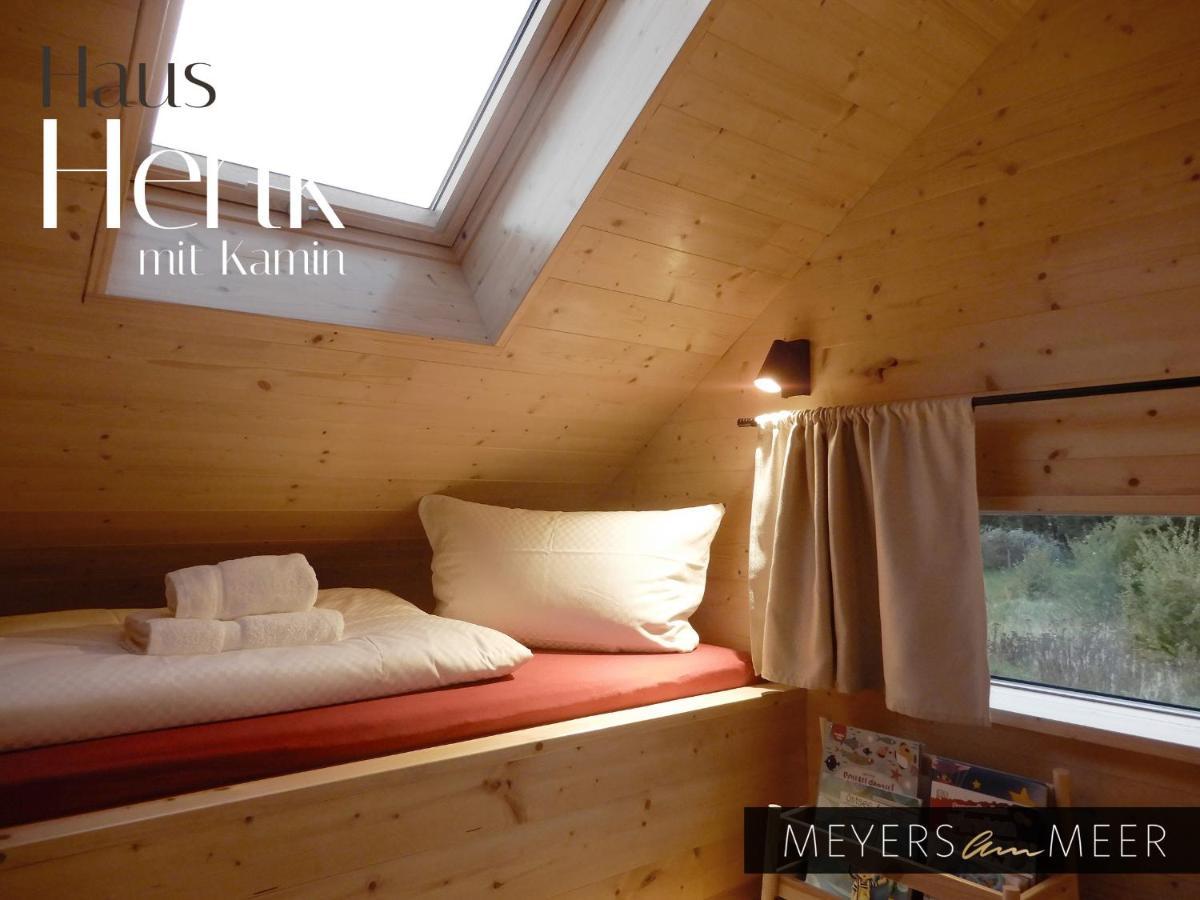 Schickes Holzchalet "Henk" - Mit Kamin - Ostsee Strand 500M - 4 Personen - By "Meyers Am Meer" Zierow Eksteriør billede